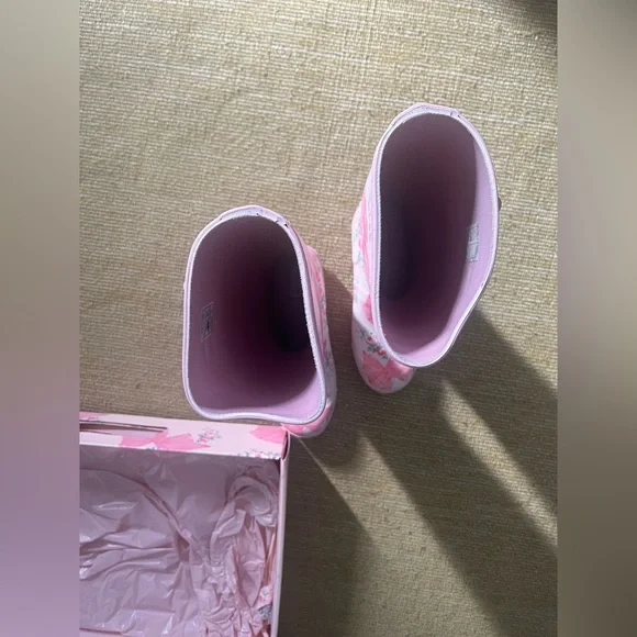 Love shack fancy collab x Hunter rainboots - sz 5 big kids - Picture 6 of 15